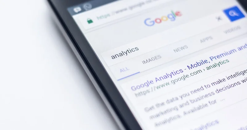 Pourquoi Google réécrit vos balises (et comment l'anticiper)